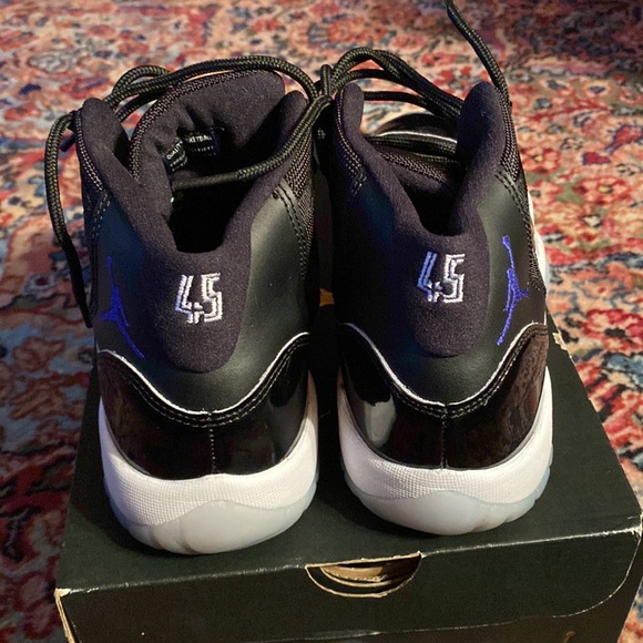 Air Jordan 11 retro - Picture 5 of 13